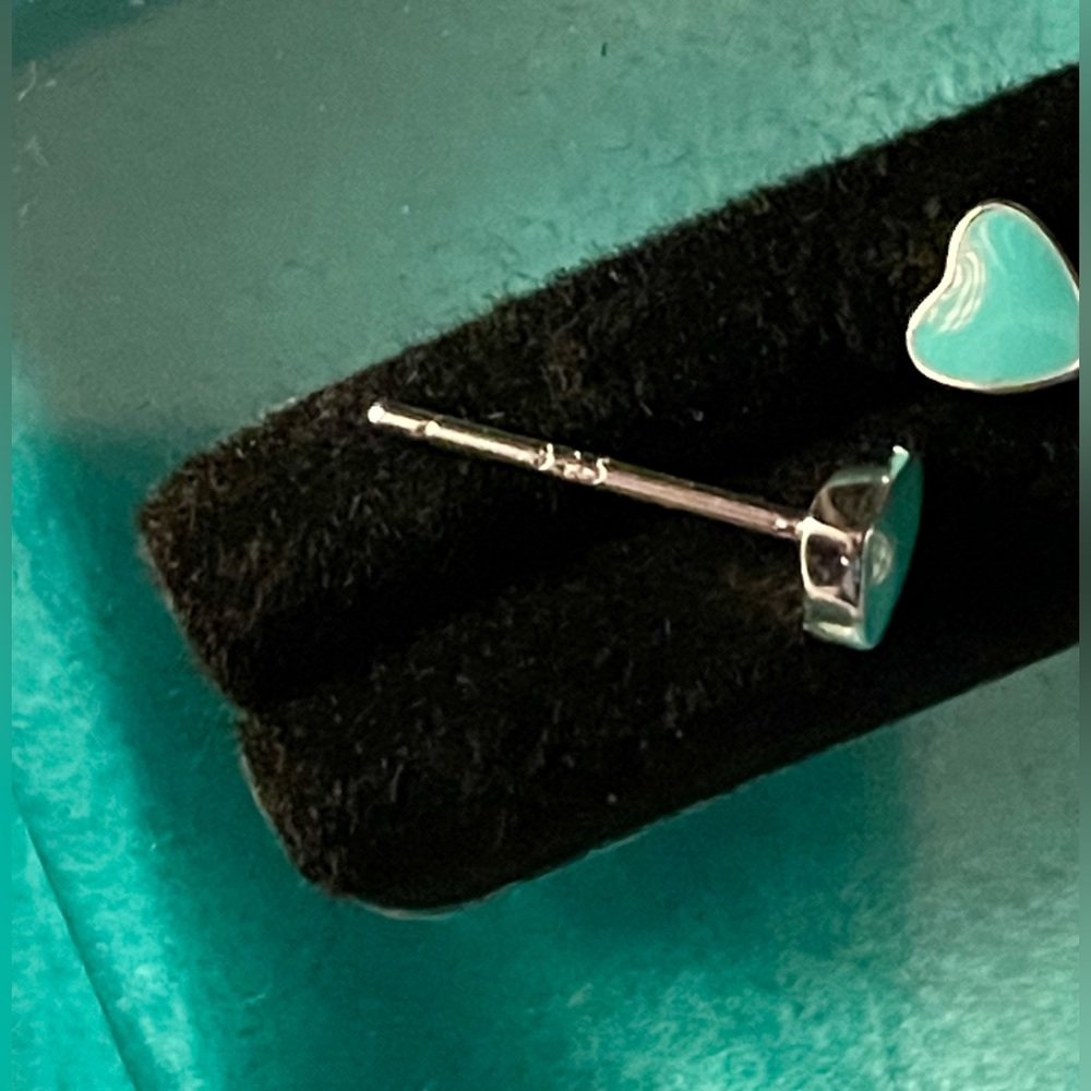 🩵STAMPED S925 Silver/Teal Heart Stud Earrings NWT - Picture 14 of 14